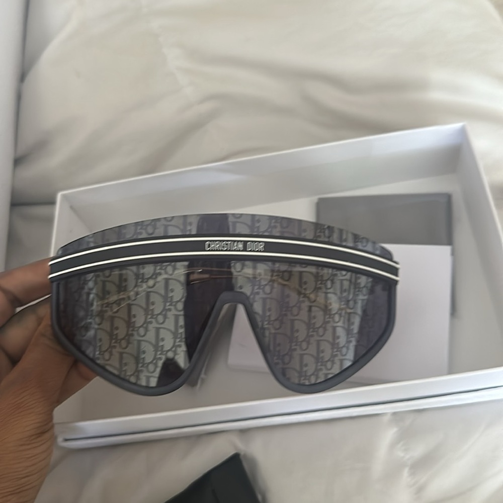Dior Mirror logo sunglasses